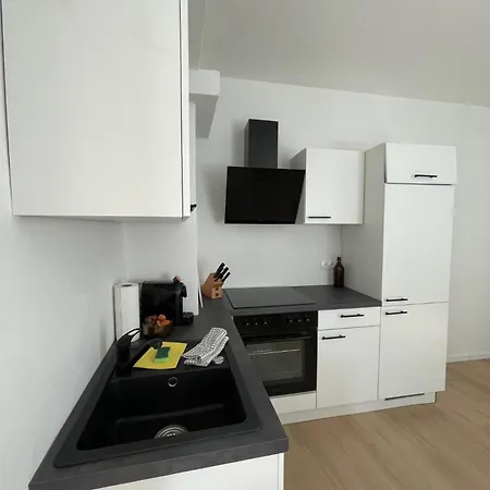 Gross - Real Estate Apartment *