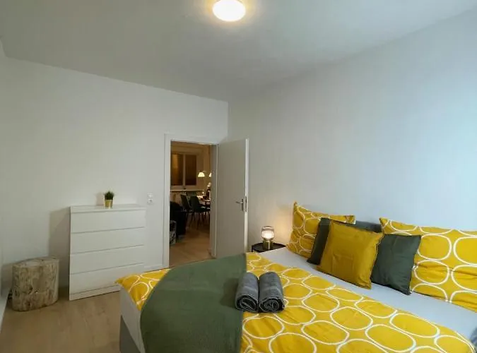 Gross - Real Estate 莱奥本