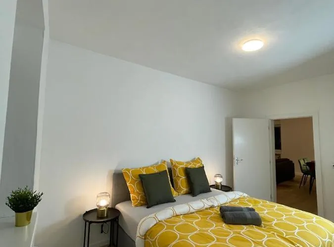 Gross - Real Estate 莱奥本