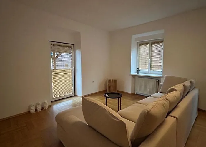 公寓 Gross - Real Estate